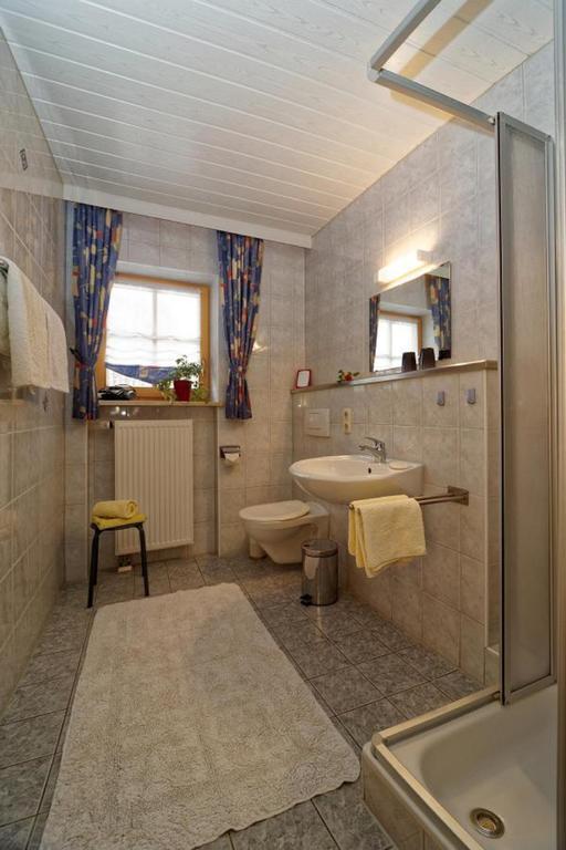 Berghof Pension Und Ferienwohnungen ビショフスマイス エクステリア 写真